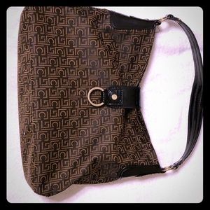 Liz Claiborne EUC Single Chamber Shoulder Purse